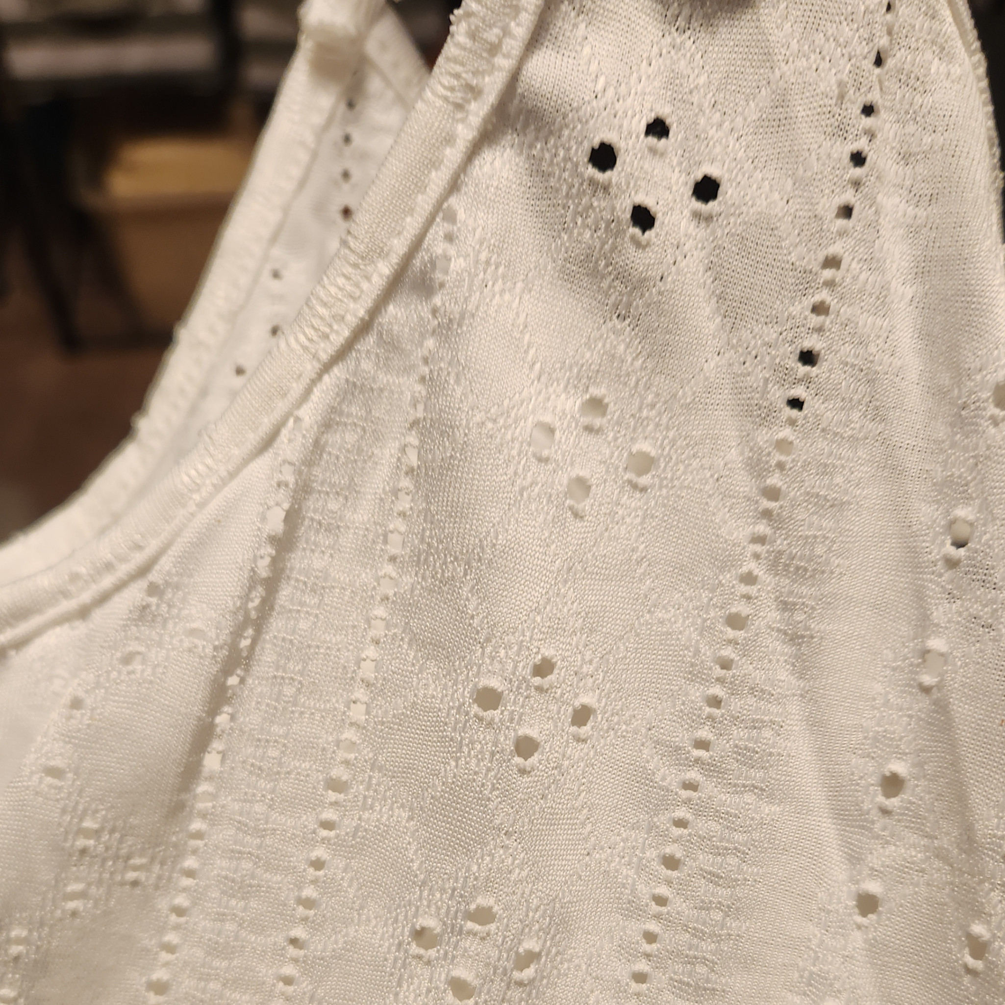 WHITE EYELET NIGHTIE